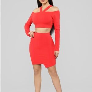 Fashion nova Cut out skirt set red